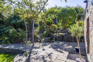 Photo 17- click for photo gallery